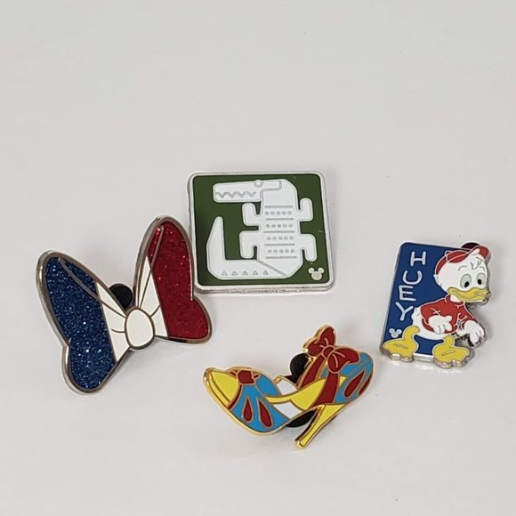 Disney Jewelry - Vintage Walt Disney Resort Trading Pin Lot